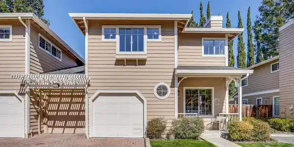 2112 Windrose Place