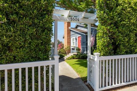 5504 Linda Rosa Avenue