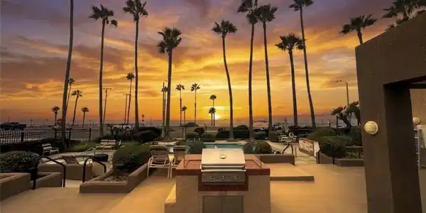 1200 Pacific Coast