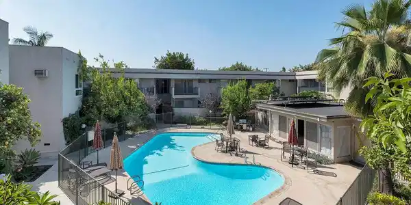 3166 S Sepulveda Boulevard
