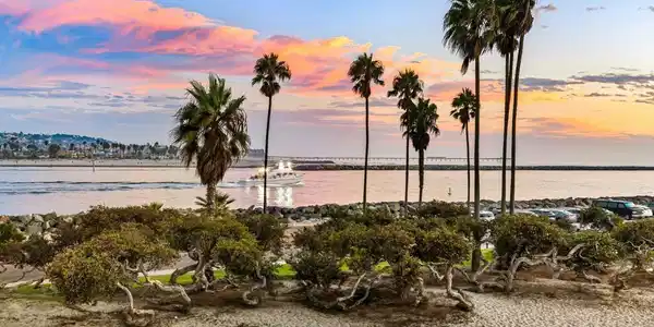 2623 Ocean Front Walk