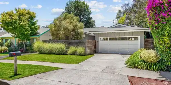 711 Kingman Avenue