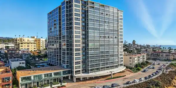 939 Coast Blvd