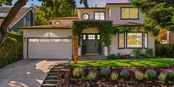 2235 Carmelita Drive
