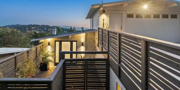 1925 Manzanita Dr