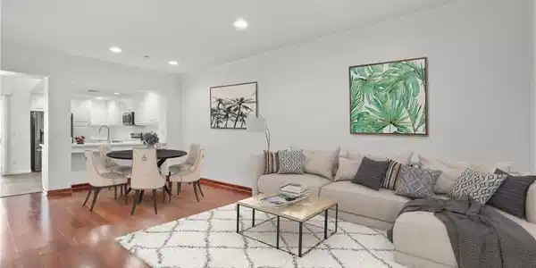 22 Paseo Rosa