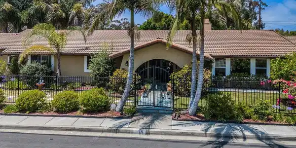 139 Parnassus Circle