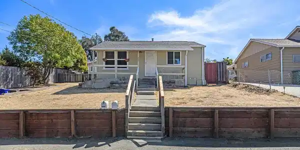 760 Alhambra Rd.