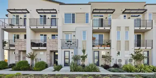 473 Sentinel Drive