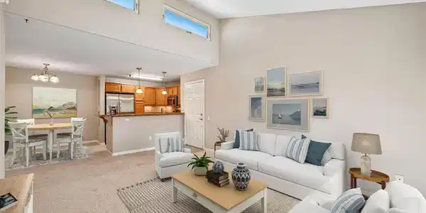 5252 Balboa Arms Dr