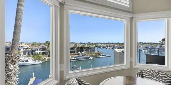 4252 Harbour Island Lane