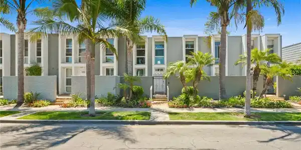 4062 Aladdin Drive
