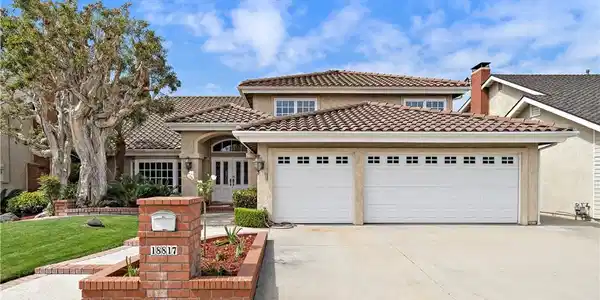 18817 Tomahawk Street