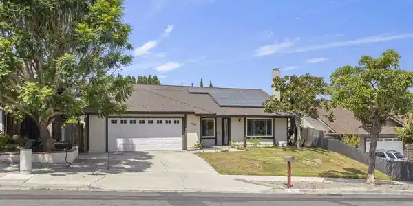 2589 Joann Dr