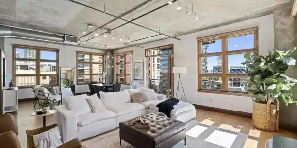 877 Island Ave