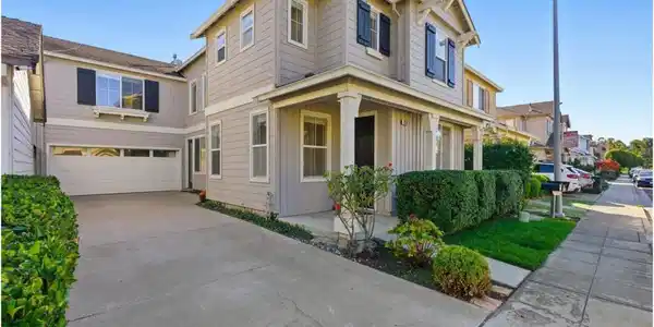 956 Mouton Circle
