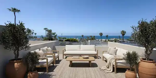6710 La Jolla Blvd