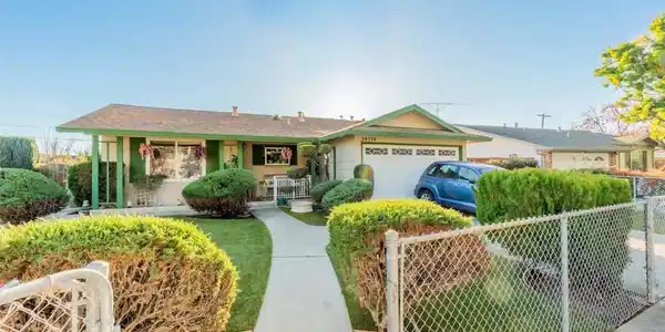 39719 Trinity Way