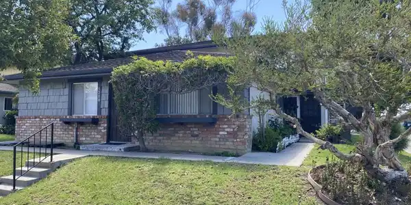 5208 Shenandoah Street