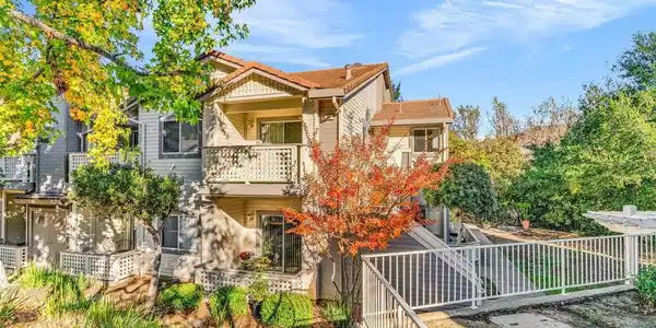 253 Florence Ct