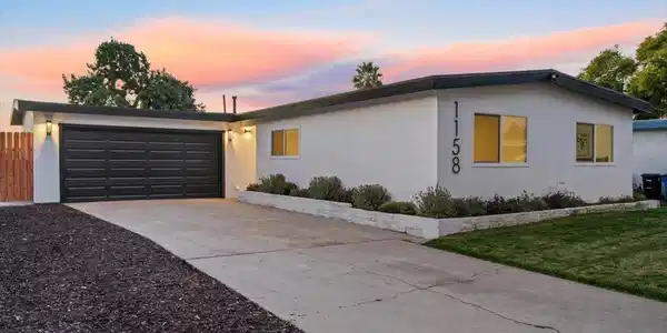 1158 Oasis Ave