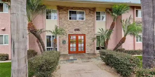 695 Sea Vale