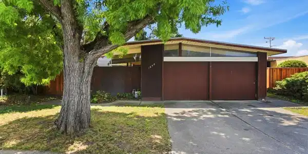 1648 Wolfe Drive