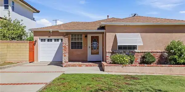 29016 S Highmore