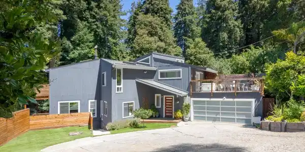 321 Valencia Road