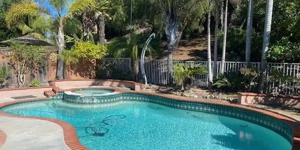 3711 Via Las Villas