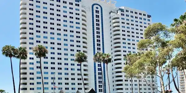 525 E Seaside Way 1007
