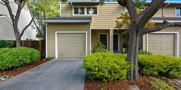181 Ada Avenue