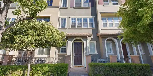 131 Burbank St