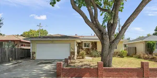 386 Heath Street