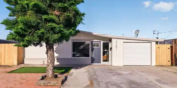 27891 Ormond Ave