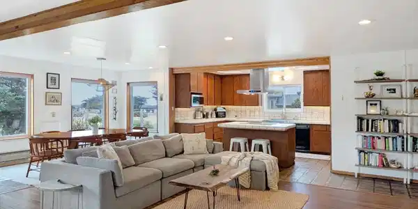 14771 Cypress Point Rd