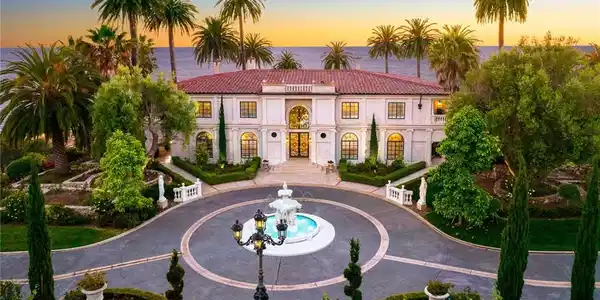 3300 Palos Verdes Drive W