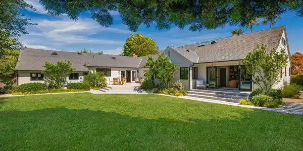 14903 Pampas Ricas Boulevard