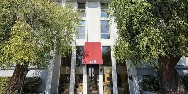 140 Walnut Avenue