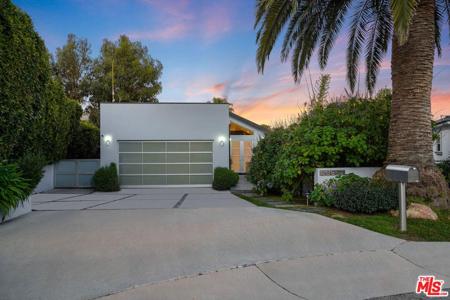 28927 W Beach Lane