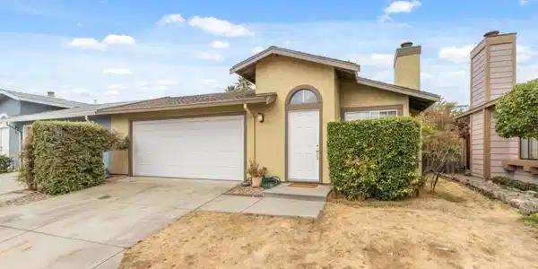 2141 Meadow View Place