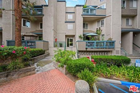 1445 Brett Place