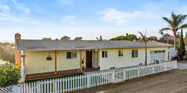 2820 Lincoln Ct.