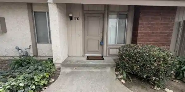 527 Holly Avenue