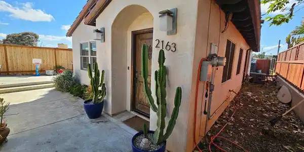 2163 San Clemente