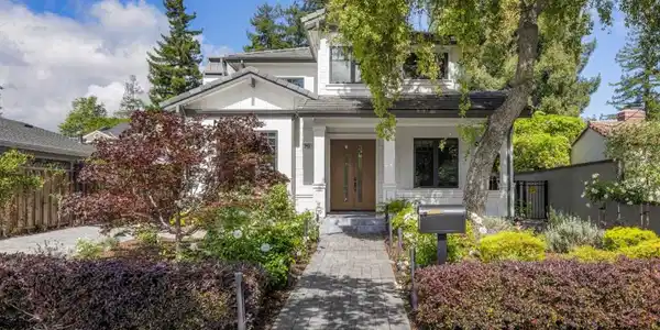 543 Seale Avenue