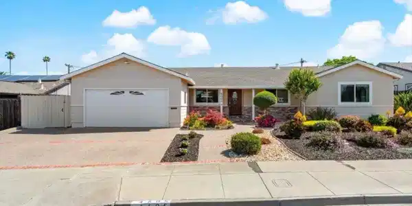 4605 Wilson Lane