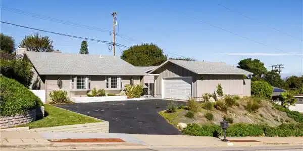5 Brokenbow Lane