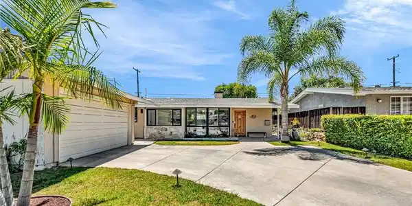 1801 W Chandeleur Drive