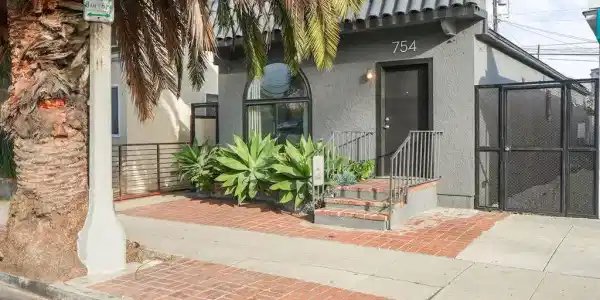 754 Washington Boulevard